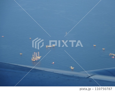 海中油田 ブルネイ 海中油田 ブルネイ 110750787