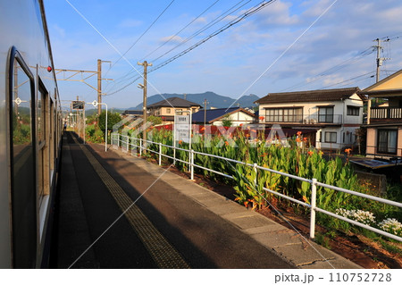 JR九州、佐世保線早岐駅から高橋駅までの車窓風景 110752728
