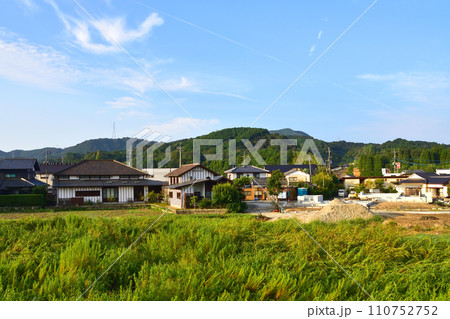 JR九州、佐世保線早岐駅から高橋駅までの車窓風景 110752752