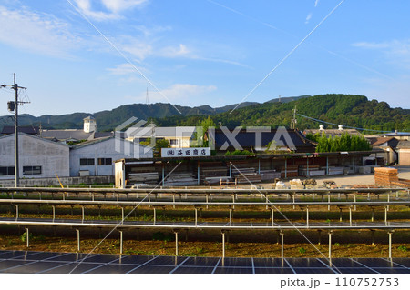 JR九州、佐世保線早岐駅から高橋駅までの車窓風景 110752753