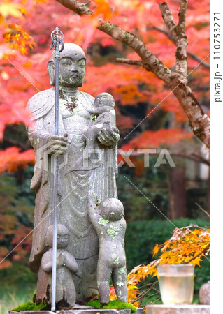 長岳寺紅葉 110753271