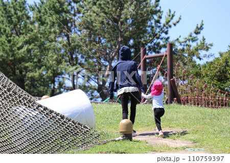 山口きらら博記念公園、アスレチック、休日、子連れ 110759397
