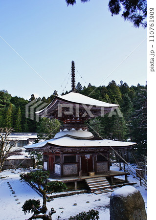 高野山金剛三昧院の冬景色 高野山金剛三昧院の冬景色 110761909