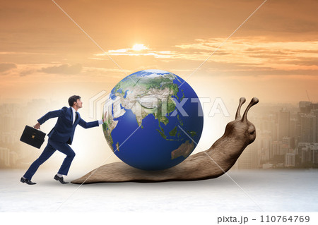 Businessman in slow business global business concept 110764769