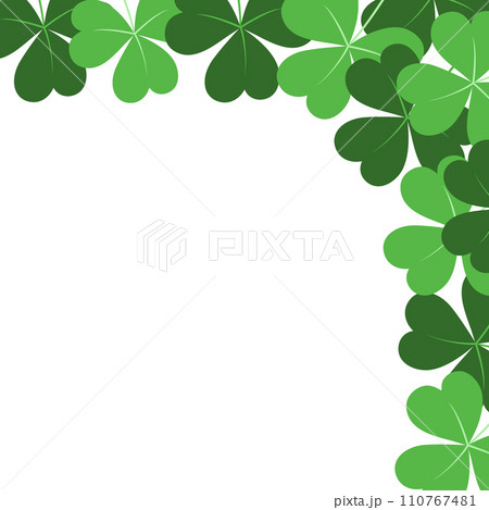 St. Patricks corner frame border of shamrocks in trendy green. Copy space. Greetings design concept 110767481