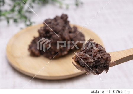 発酵あんこ 小豆麹 スプーン上げ 発酵あんこ 小豆麹 スプーン上げ 110769119