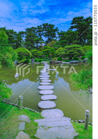 香川県丸亀市　中津万象園 110770035