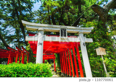 香川県丸亀市　中津万象園 110770061