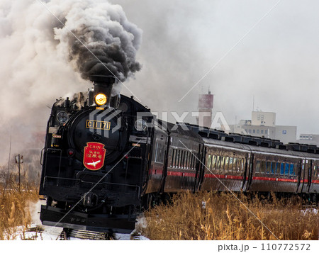 SL冬の湿原号 110772572