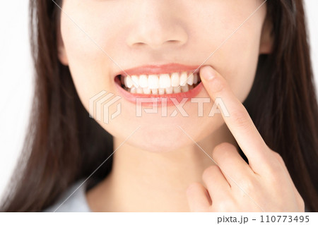 デンタルケア 歯並び 口元 ホワイトニング デンタルケア 歯並び 口元 ホワイトニング 110773495