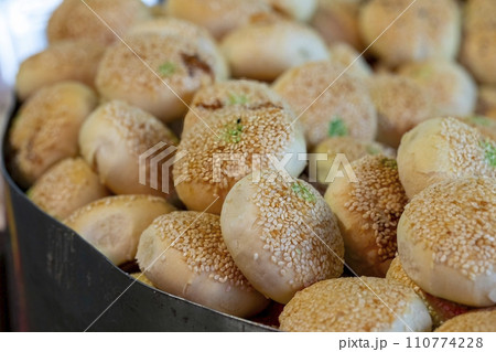燒餅 焼餅 あぶる 110774228