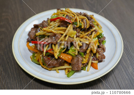 美味しい青椒肉絲 美味しい青椒肉絲 110780666