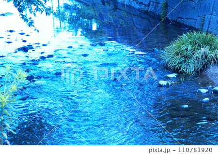 カラー 流れ 川 透明 透過 (2024年1月登録) カラー 流れ 川 透明 透過 (2024年1月登録) 110781920