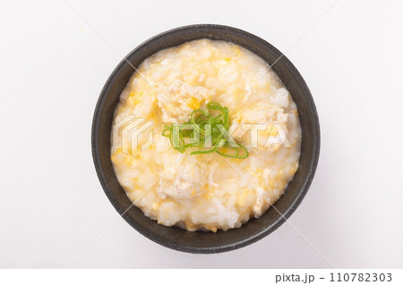 鶏団子の雑炊 110782303
