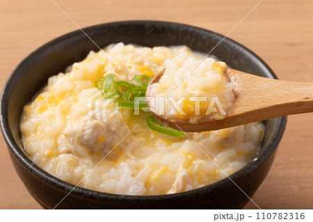 鶏団子の雑炊 鶏団子の雑炊 110782316