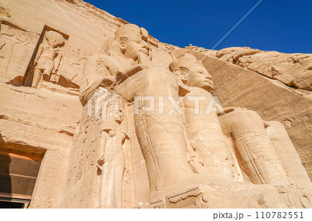 アブ・シンベル神殿 アブ・シンベル神殿 110782551