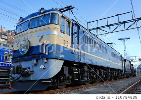 高崎車両区撮影会　EF65501電気機関車とD51498蒸気機関車が連結 110784889