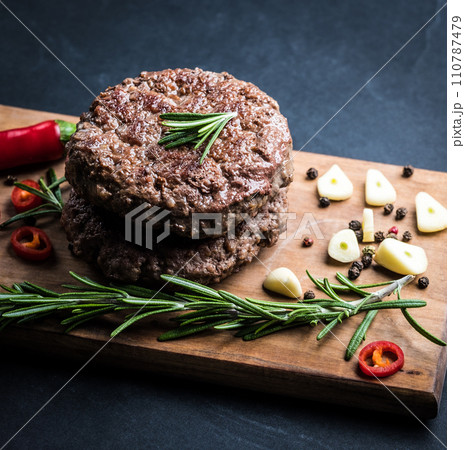 Top view of delicious beef burger Top view of delicious beef burger 110787479