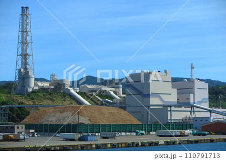 北陸電力の敦賀火力発電所 北陸電力の敦賀火力発電所 110791713
