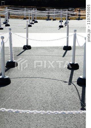 イベント会場の行列整理ポール イベント会場の行列整理ポール 110795005