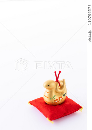 金色の蛇 巳 土鈴 金色の蛇 巳 土鈴 110796578