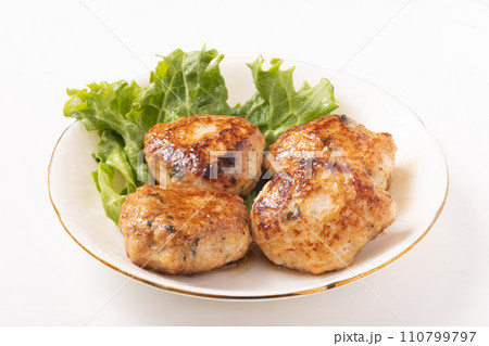 しそ入り鶏つくねハンバーグ 110799797