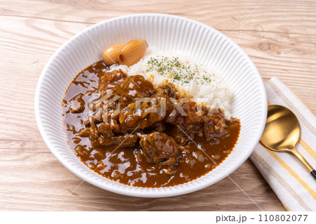 牛すじカレー 110802077