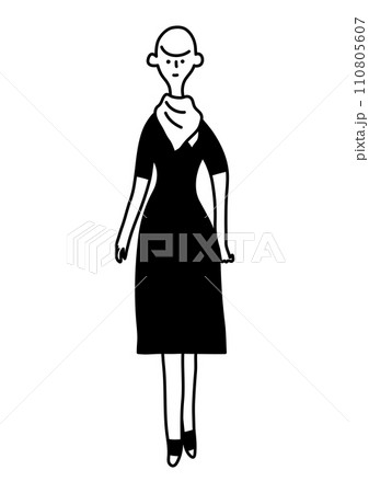 女性のファッション　首にスカーフを巻いた女性 110805607