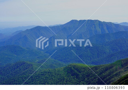 ニぺソツ山頂上からのウペペサンケ山 ニぺソツ山頂上からのウペペサンケ山 110806393