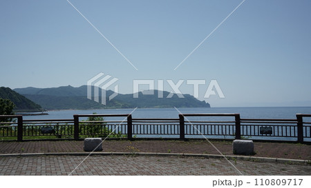 北海道石狩市の浜益ふるさと公園の海の見える駐車場 北海道石狩市の浜益ふるさと公園の海の見える駐車場 110809717