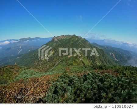 ニぺソツ山からの天狗岳 ニぺソツ山からの天狗岳 110810027