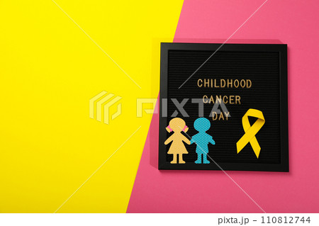 Black board with the inscription Childhood Cancer Day 110812744