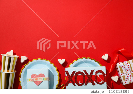 Festive accessories for the party, for Valentine's Day 110812895