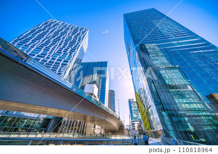 日本の東京都市景観 航空機や渋谷ストリーム、桜丘口再開発…脱コロナ、新時代へ＝8月25日 110818964