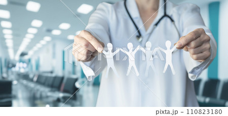 Physician assistance to the patients. Physician assistance to the patients. 110823180