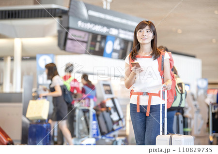 空港　女子旅　 110829735