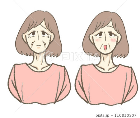 クレヨンで描いた50代女性の不満顔と喜ぶ顔のセット 110830507