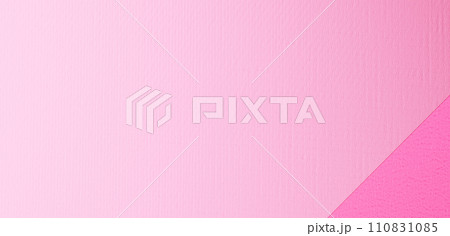 2枚のざらざらした質感のピンクの背景。3D（横長） 110831085