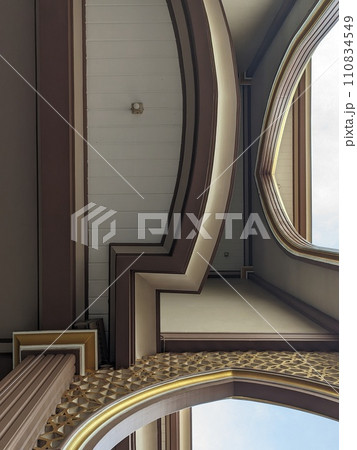 A special mosque building in South Asian style but with Islamic culture 110834549