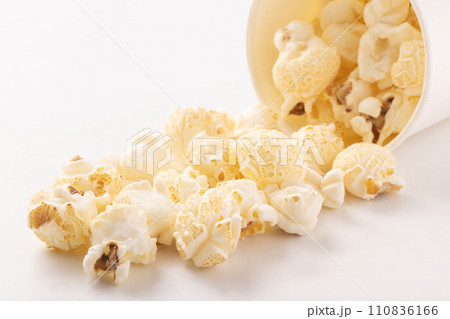 ポップコーン　クワトロチーズ 110836166