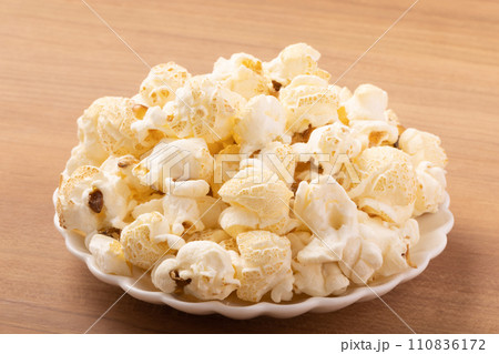 ポップコーン　クワトロチーズ 110836172