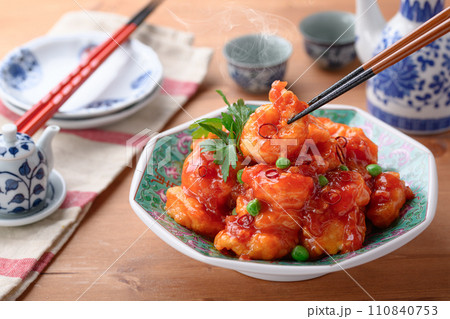 出来立ての海老チリ 110840753