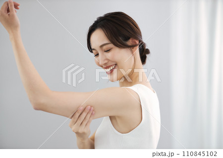 ビューティーイメージ　スキンケア　脱毛 110845102