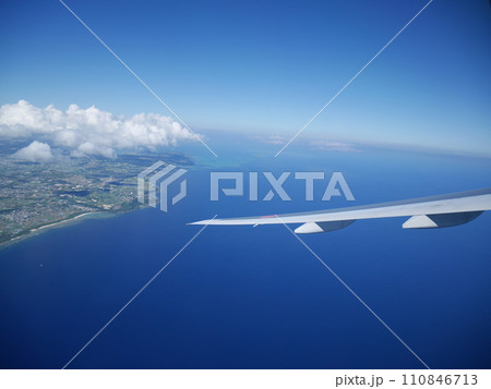 飛行機からみえる景色 飛行機からみえる景色 110846713