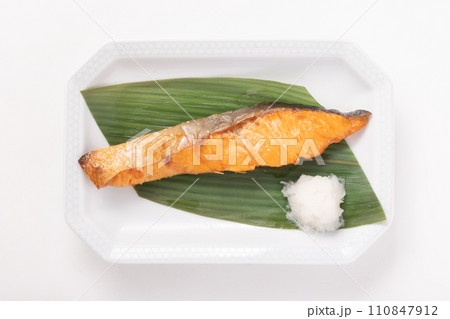 焼き鮭 110847912