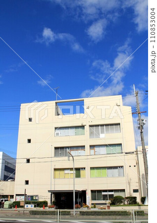 大阪市立淀川区民センター 110853004