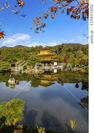 background of Kinkakuji temple 110853888