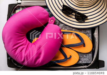 Open travel bag Open travel bag 110854049