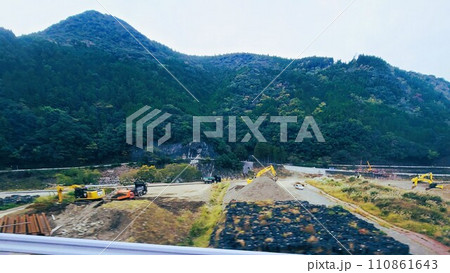 球磨川氾濫後の復旧工事状況 素材 背景 球磨川氾濫後の復旧工事状況 素材 背景 110861643