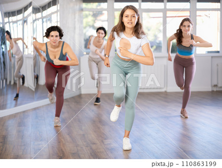 Group of women dancing dancehall in studio 110863199